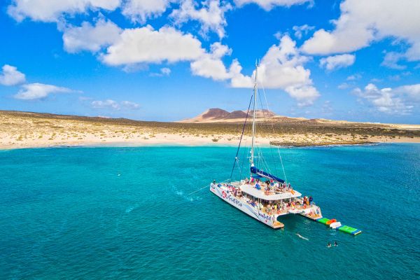 Katamaran La Graciosa Lanzarote