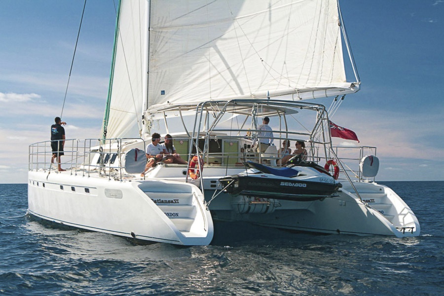 lanzarote-private-catamaran-charter_1