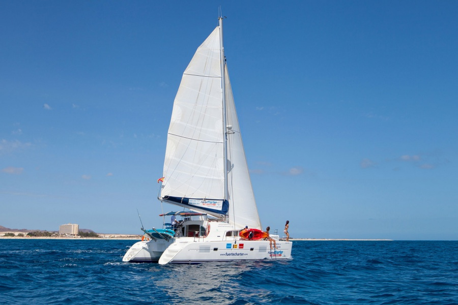 lobos-island-catamaran-tour-3hrs_4_l