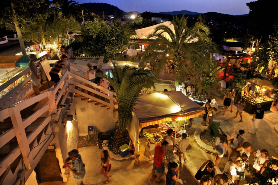 ibiza-town-by-night_4_l